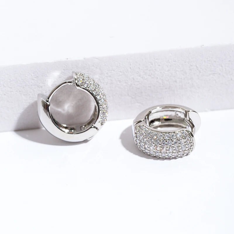 Small pavé hoop earrings – gold-plated everyday jewelry by Klerona