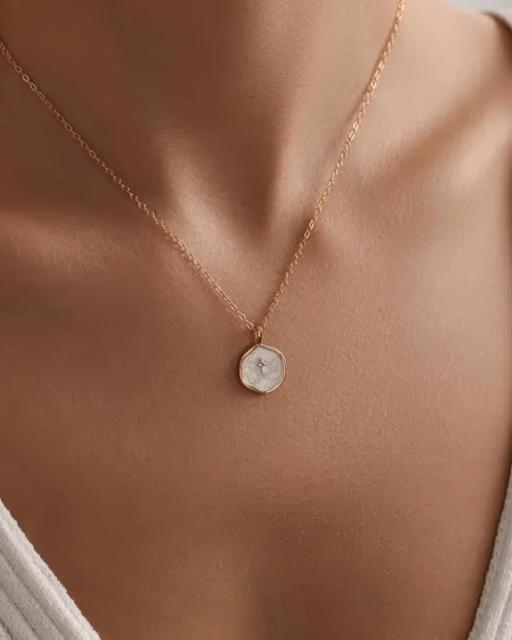Klerona & Co Cross Pendant Necklace - Klerona & Co