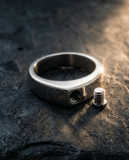 The Heirloom Signet Urn Ring - Klerona & Co